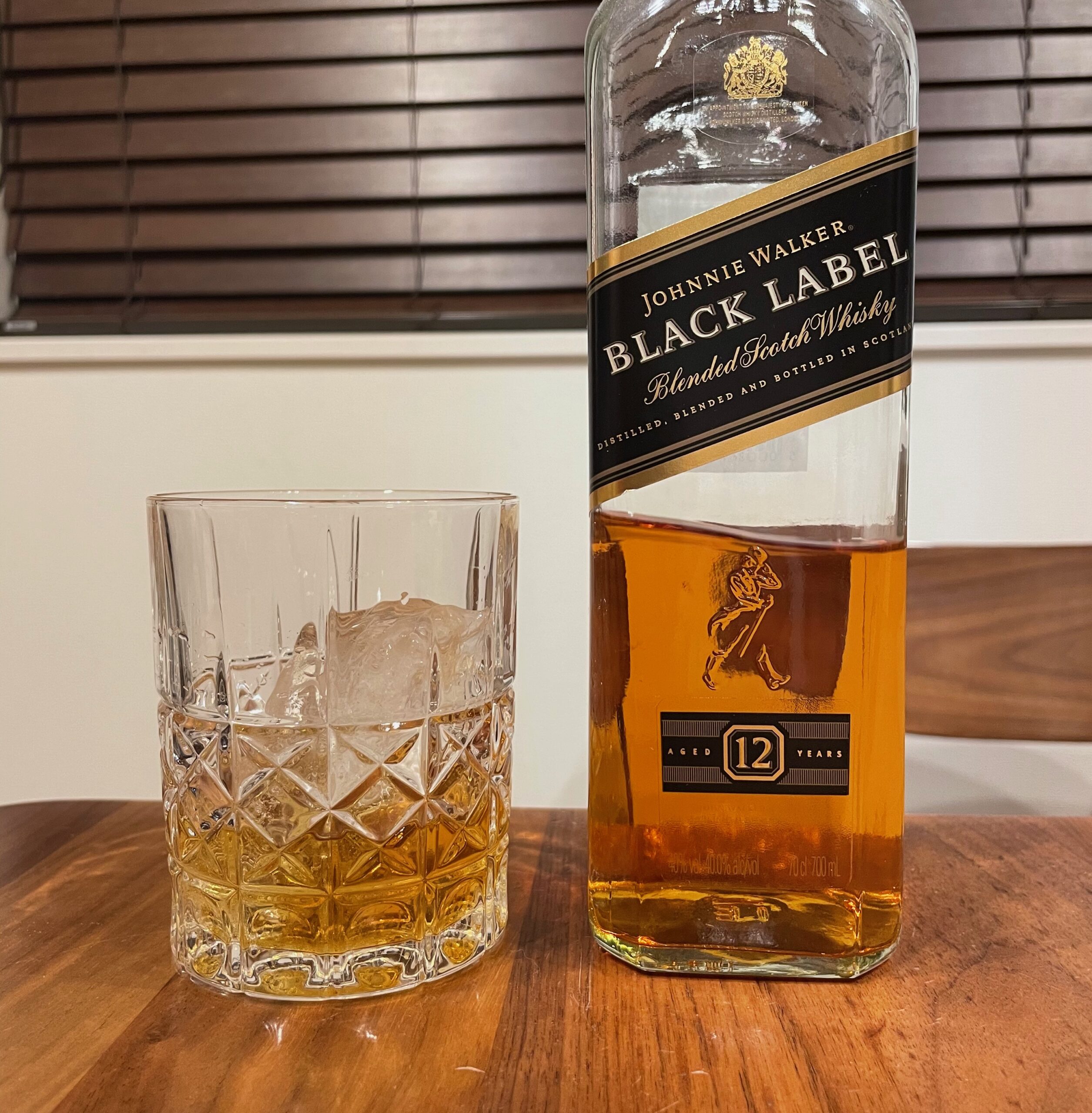 ブラックニッカ ディープブレンド 45度 700ml 1セット（1本×12